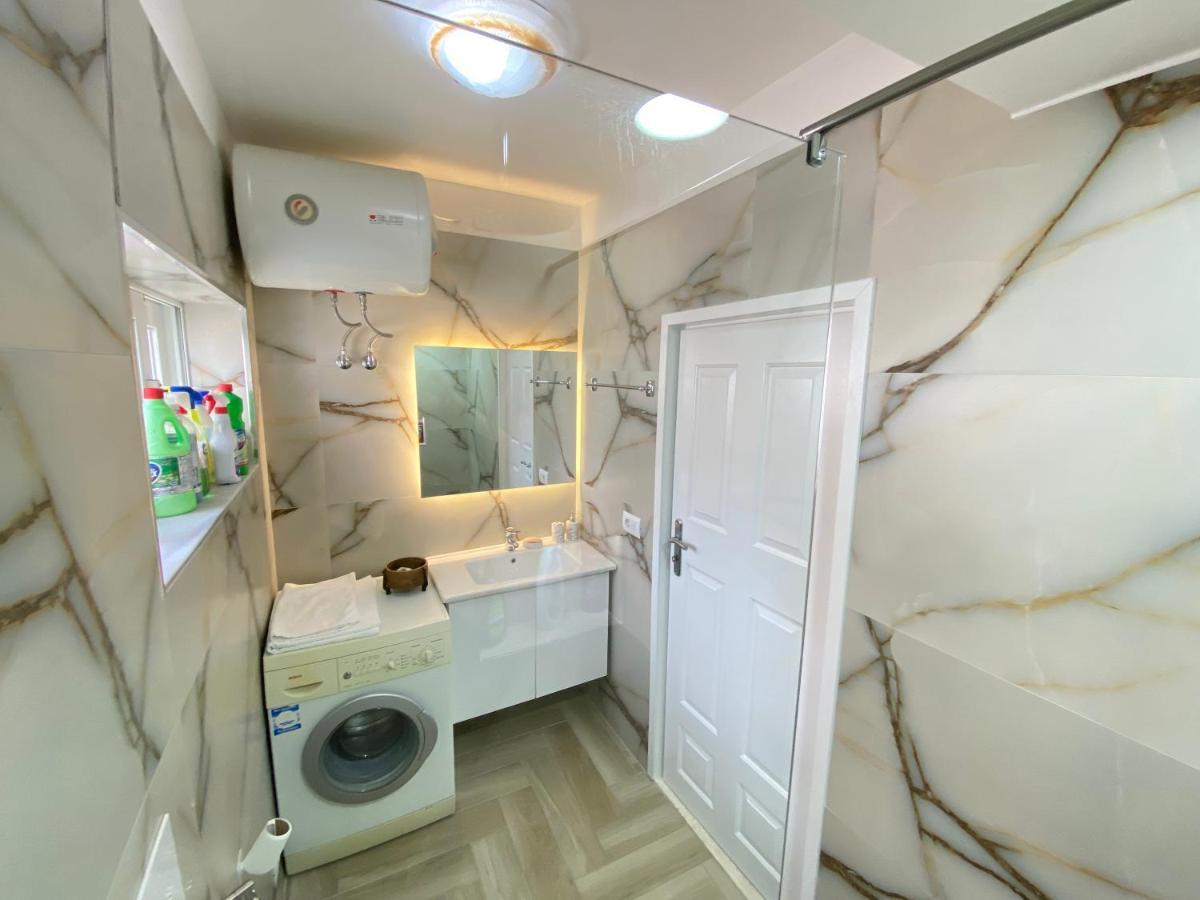 Saranda Apartment Brajan Luaran gambar